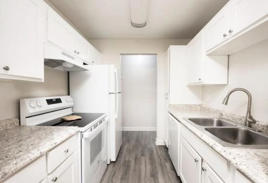 The Breakers Apartments – Orlando, FL